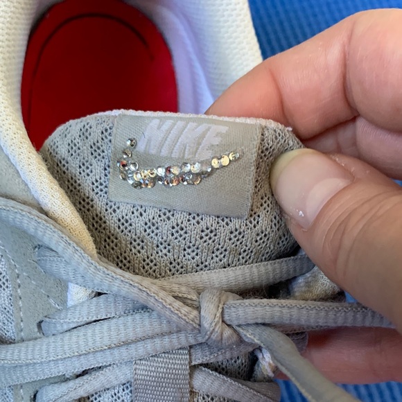 Nike Light Gray Sneakers with Sparkling Swoosh - Picture 11 of 17